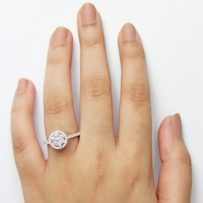Glamorous Halo Diamond Ring
