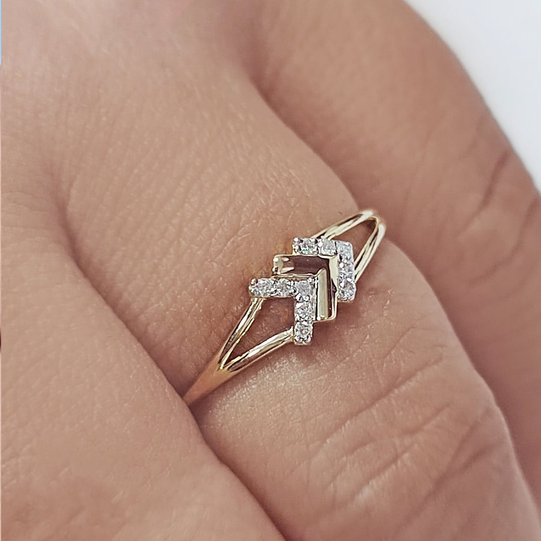 Cupid Arrow Diamond Ring