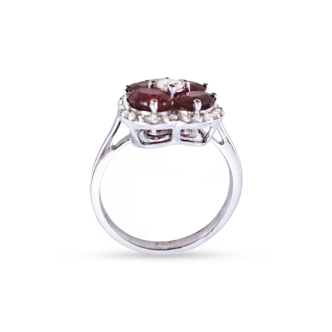 18k Ruby Diamond Ring