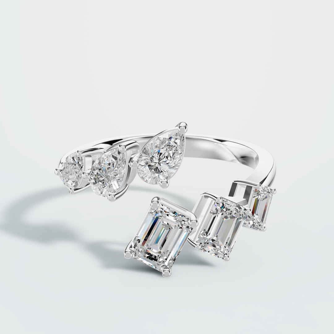 Elegant Era Diamond Ring