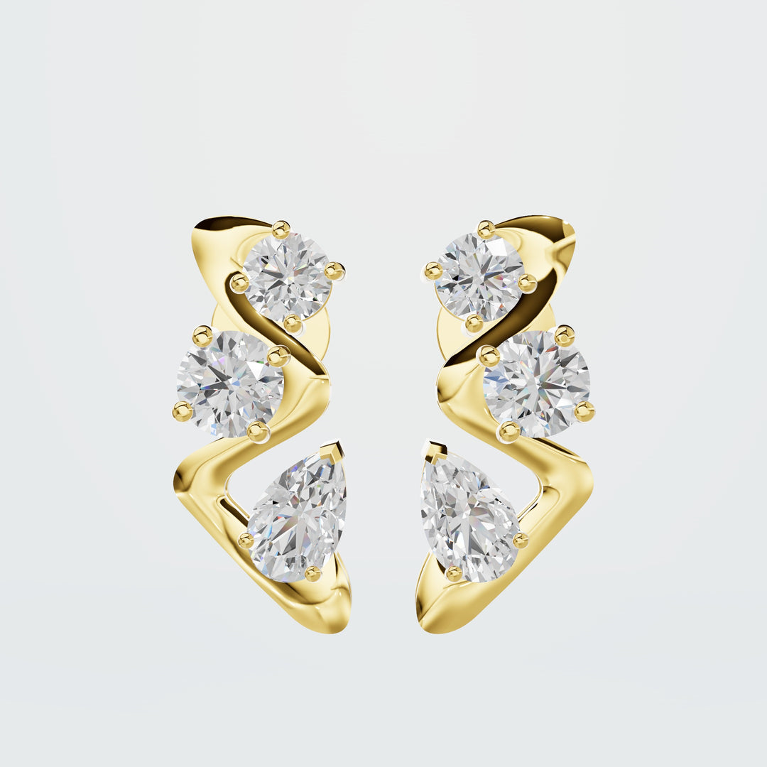 Oval emerald earring
