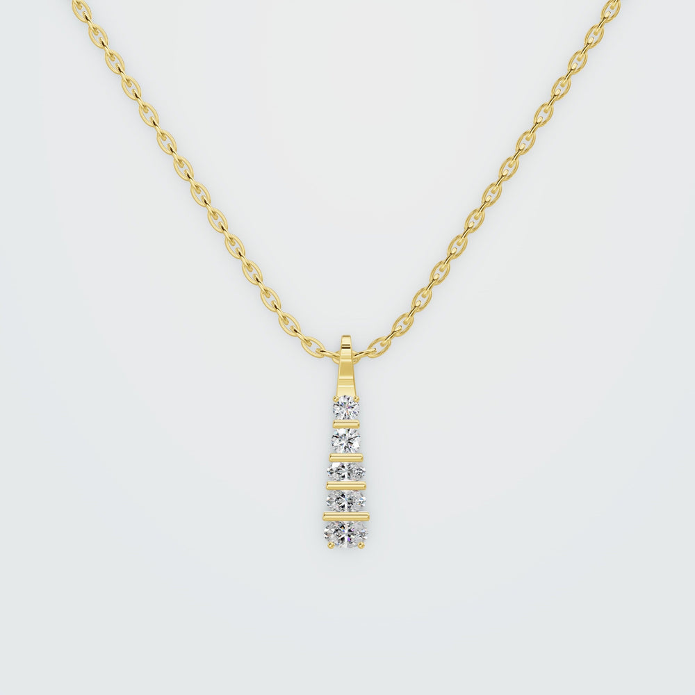 Slim edge shaped necklace in yellow gold