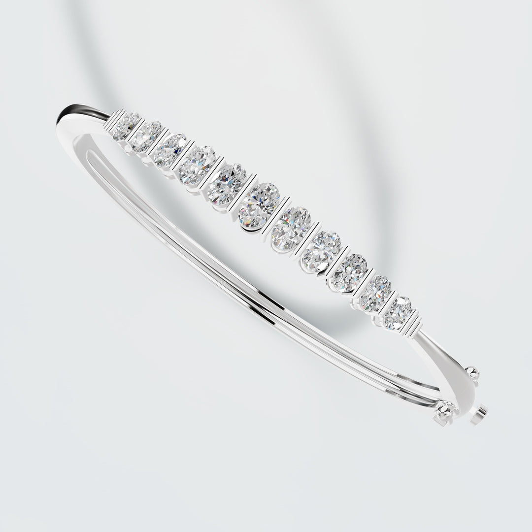 Queens Majestic diamond bracelet