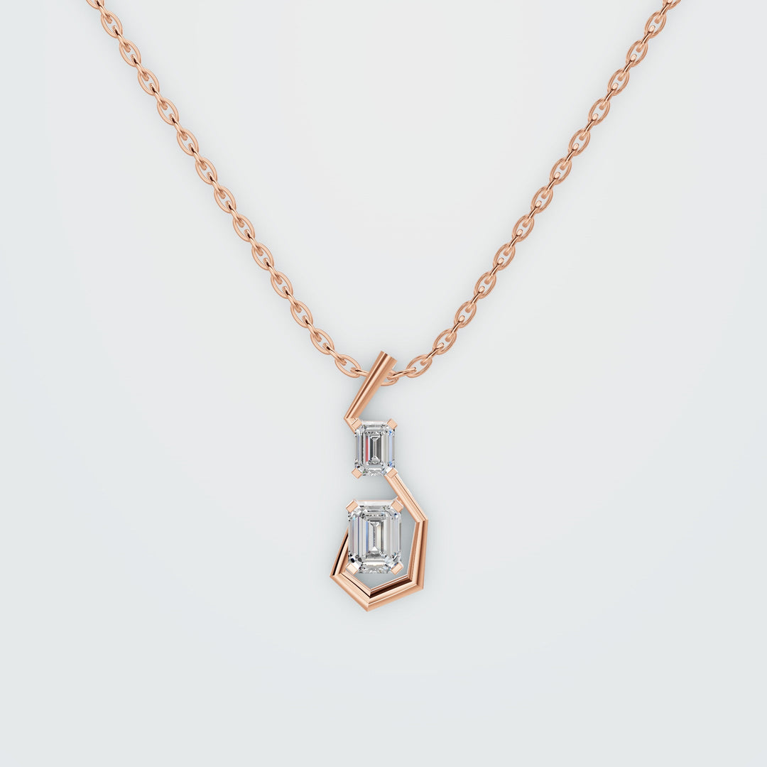 Chic round diamonds