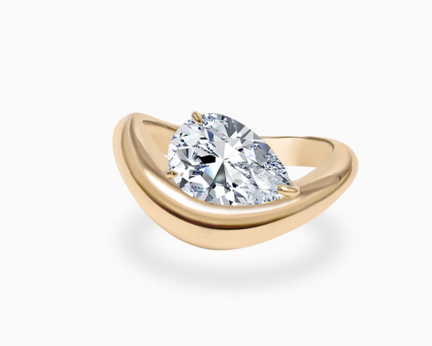 Graceful Curve Diamond Ring