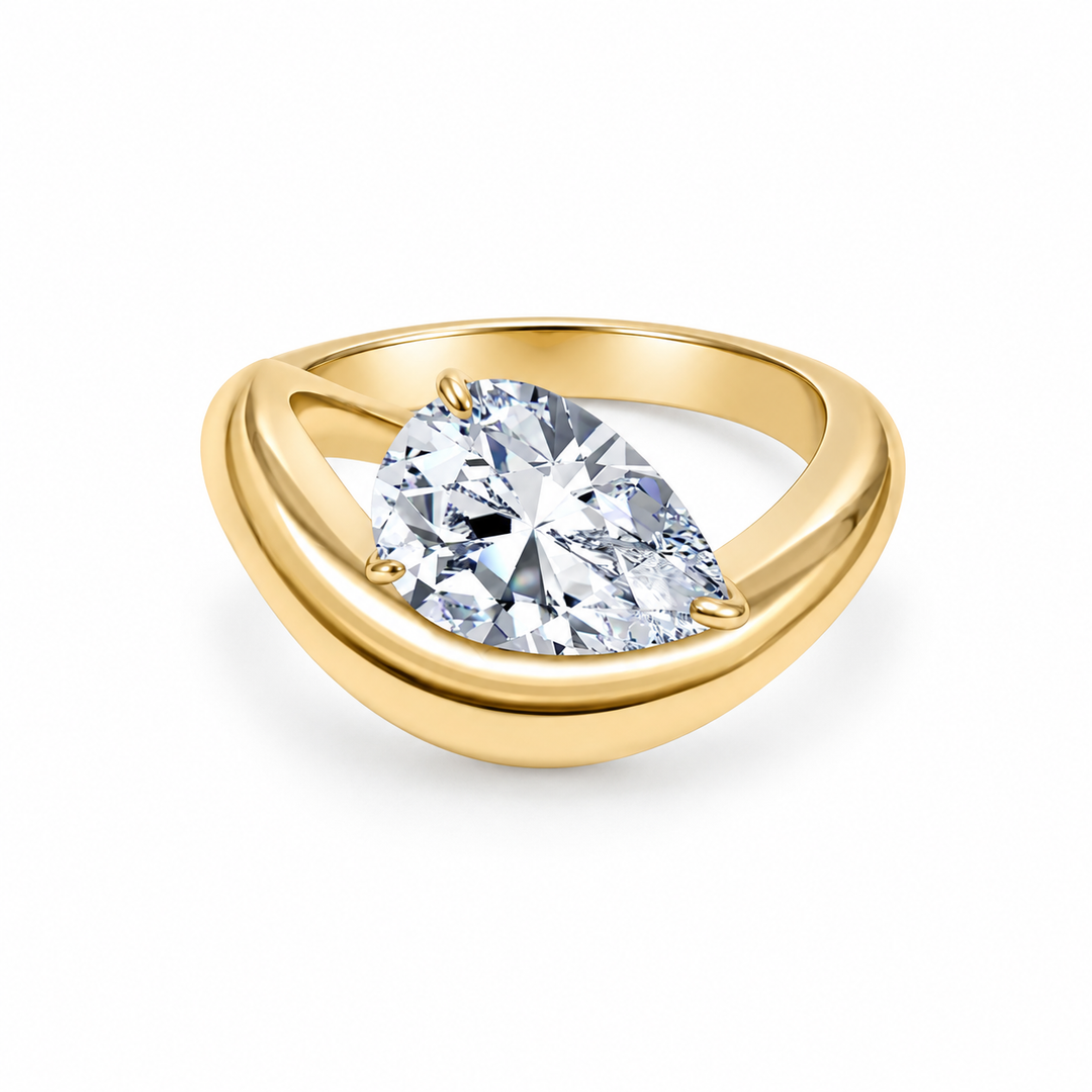 Graceful Curve Diamond Ring